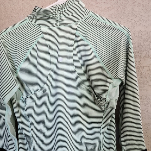 Lululemon Racewith Grace mint green half zip pullover size 8 - Picture 5 of 6